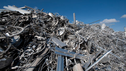 Ein Berg aus Aluminium-Schrott.