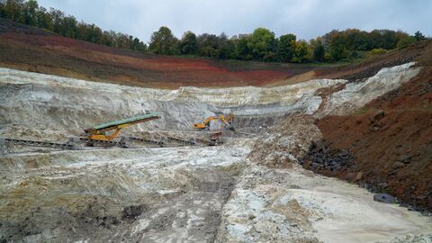 Bagger in einem Bergbau.