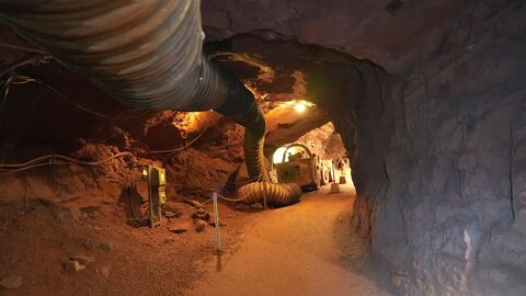 Blick in einen Stollen der Grube Fortuna